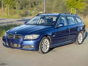 BMW 330 330d xDrive DPF Touring Aut.