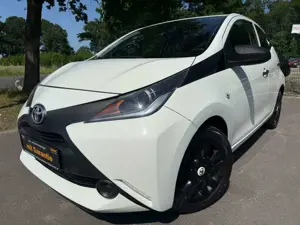 Toyota Others Aygo AYGO x/SCHECKHEFT/TOP ZUSTAND/