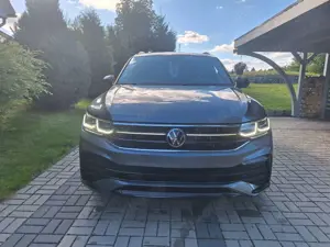 Volkswagen Tiguan Allspace R-Line 4Motion Bild 2