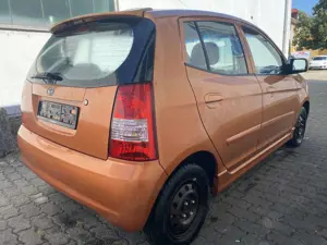 Kia Picanto Picanto 1.1 Cool Klima/Sitzheizung/TÜV 03-2027 Bild 3