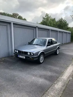 BMW 318 318i