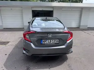 Honda Civic 1.5 i-VTEC Turbo CVT Executive