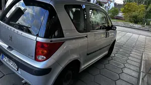Peugeot 1007 110 2-Tronic Premium Bild 3