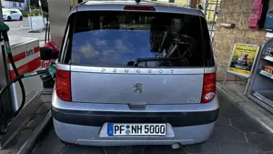 Peugeot 1007 110 2-Tronic Premium Bild 2
