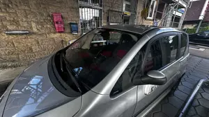 Peugeot 1007 110 2-Tronic Premium Bild 5