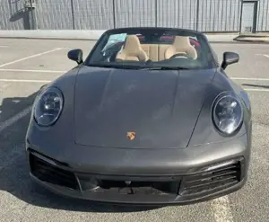 Porsche 992 911 Carrera 4 Cabriolet PDK Bild 3