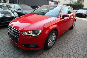 Audi A3 ambiente EURO 6 Teilleder NAVI ACC TOT-WINKEL