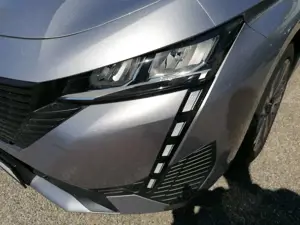 Peugeot 308 1.2 PureTech 130 SW Active Pack PDC Navi Bild 3