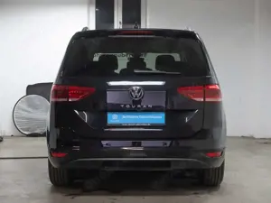 Volkswagen Touran 1.5 TSI DSG MOVE AHK NAVI LED Bild 5