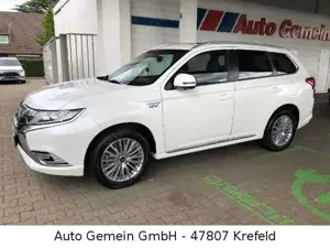 Mitsubishi Outlander Outlander Plug-in Hybrid TOP
