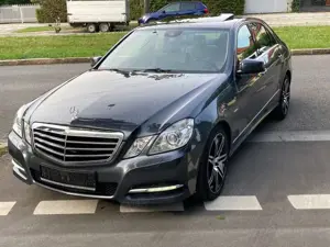 Mercedes-Benz E 350 CDI 4Matic Avantgarde+Leder/Sportpak/COMAND/GSD+