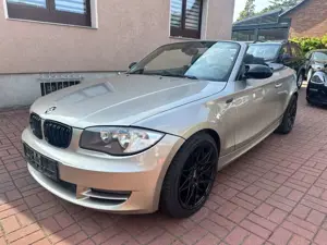 BMW 120 d. CABRIO AUT+KLIMAAUT+NAVI+LEDER
