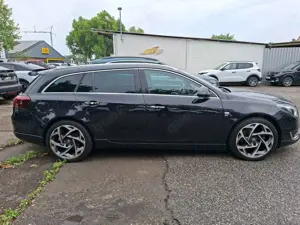 Opel Insignia Sports Tourer Diesel 2.0 CDTI ecoFLEX Edition