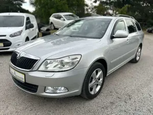 Skoda Octavia 2.0 TDI Family Combi/Sitzhzg./Tempo./AHK Bild 4