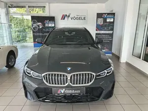 BMW 320 i Autom. Touring MSportpaket AHK Panorama Glasdach