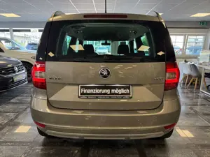 Skoda Yeti Drive*Automatik*Navi*Tempo*Xenon*AHK* Bild 5