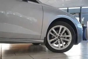 Audi A3 Sportback 35 TFSI S-TRONIC NAVI/LED/SPORT/ACC Bild 5