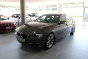 BMW 320 d SPORT-LINE LEDER NAVI XENON HEAD-UP *I.HAND