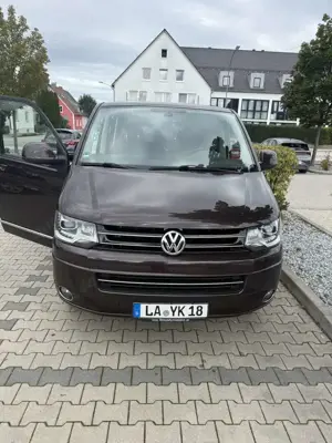 Volkswagen T5 Multivan DSG BMT Highline