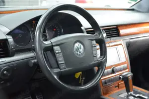 Volkswagen Phaeton V6 (5 Sitze) 3.2 Benzin/Gas (Lpg) Bild 2