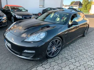Porsche Panamera 4 S