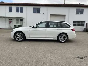 BMW 320 d xDrive Edition M Sport VOLL AHK/ACC/HK/Keyless Bild 2
