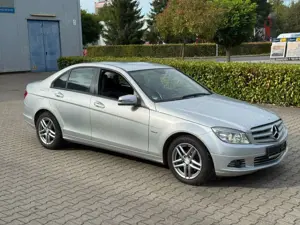 Mercedes-Benz C 180 CGI BlueEfficiency Automatik* Navi* PDC*