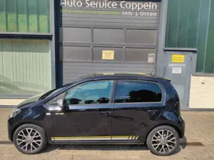 Volkswagen up! street up!