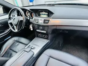 Mercedes-Benz E 200 E 200 BlueTec (212.006)