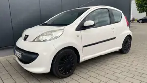 Peugeot 107 -KLIMA- ALUFELGEN-Garantie.