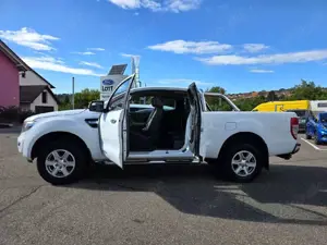 Ford Ranger Limited Extra Cab 4x4 *STANDH*AHK*NAV*KAM Bild 5