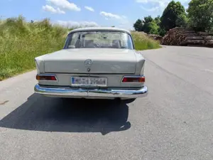 Mercedes-Benz Others W110 230 Bild 5