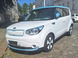 Kia Soul Soul EV Plug