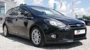 Ford Focus Scheckheft Einparkhilfe Tempomat Navi Klima AUX