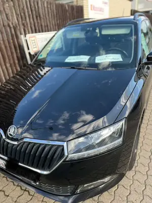 Skoda Fabia Fabia Combi 1.0 TSI Ambition Bild 2