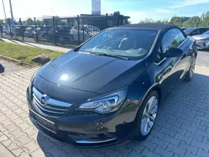 Opel Cascada 1.6 T Innovation Aut. Navi+Xenon+Kamera Bild 2