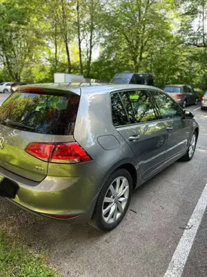 Volkswagen Golf 1.2 TSI BlueMotion Technology Comfortline Bild 2