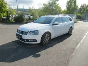 Volkswagen Passat Variant Highline BlueMotion Bild 1