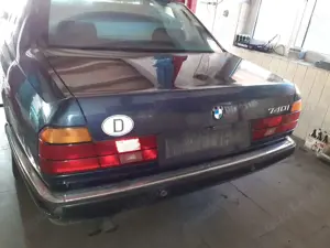 BMW 740 740i V8
