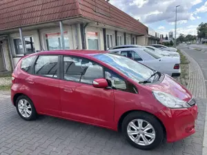 Honda Jazz 1.4 i-VTEC CVT Comfort Automatik Bild 3