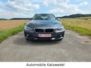 BMW 320 d Touring/Automatik/1.HAND/Garantie Bild 2