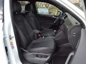 Volkswagen Tiguan Allspace 2.0 TSI 4M DSG R-Line 7-SITZER/AHK/PANO/STAND-HZ/ Bild 4