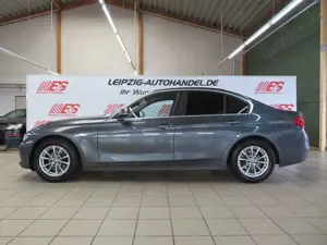 BMW 318 d Lim. Advantage *AUT*NAVI*PDC*LED*SHZ* Bild 2