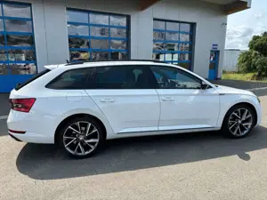 Skoda Superb Combi Sportline 2.0TSi DSG LED NAV KAMERA Bild 5