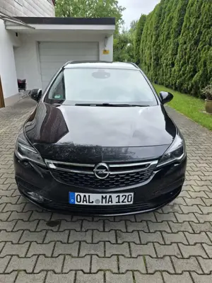 Opel Astra 1.6 D (CDTI) Sports Tourer Selection