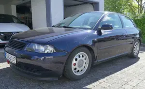 Audi A3 1.6,el.SSD,2 x Sitzhz,ZV,4xBremse+Kupplung neu,