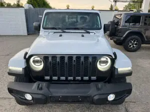 Jeep Gladiator 3,6 V6 4x4 Willys LED AHK Kamera Bild 2
