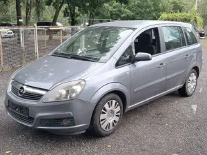 Opel Zafira Bild 3
