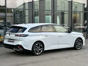 Peugeot 308 BlueHDi 130 EAT8 Allure Pack SW ACC/R-CAM/AH Bild 4