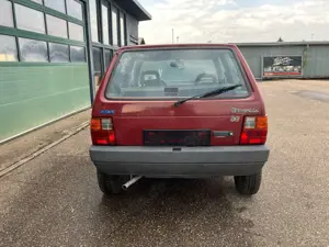 Fiat Uno 45 S i.e. 5-Gang 5-türer seit 1990 1 Besitzer Bild 5